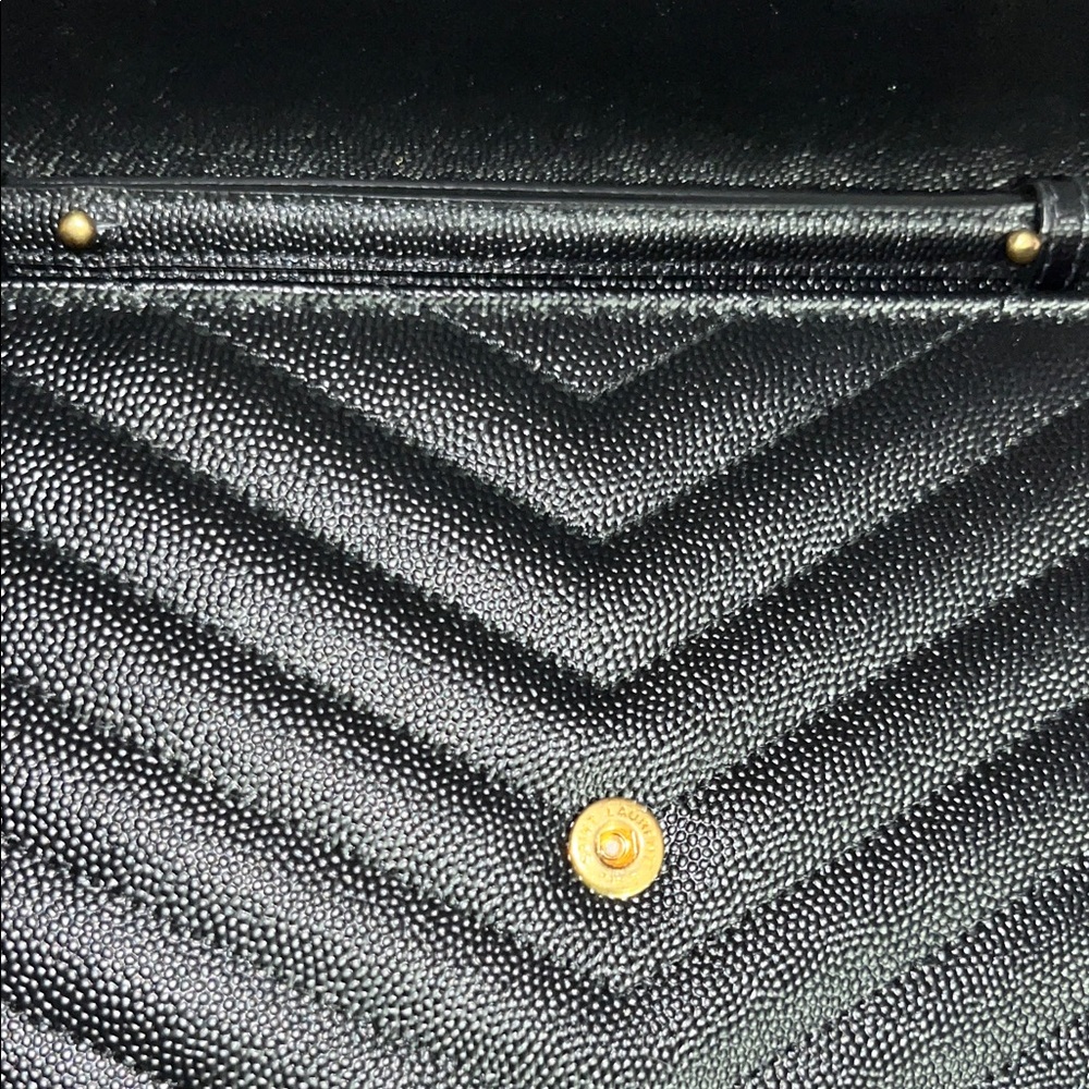 Saint Laurent Cassandre Matelassé Leather Wallet on a Chain - Picture 6 of 6